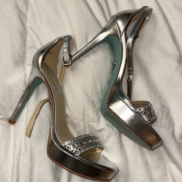 Betsey Johnson Heels - Picture 1 of 5